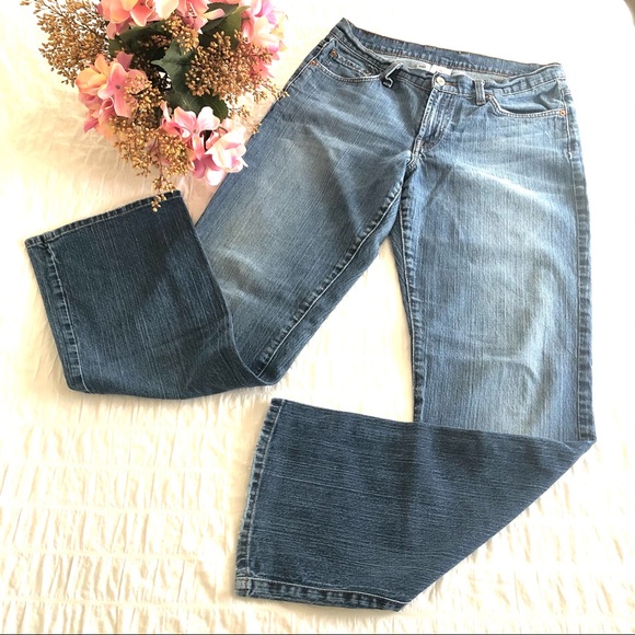 SOLD! LUCKY BRAND Rider Fit Relaxed Jeans- 10 - Picture 2 of 7